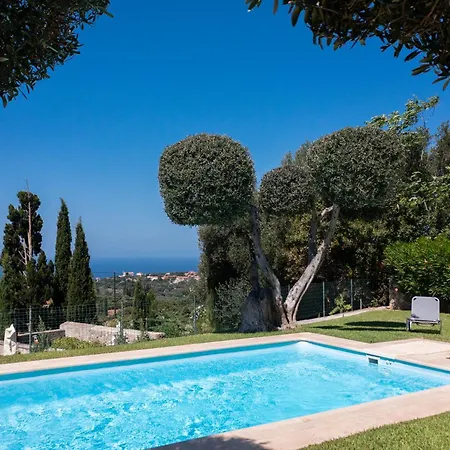 Metaxata Villa